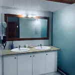 Nadia's House * פפקרי