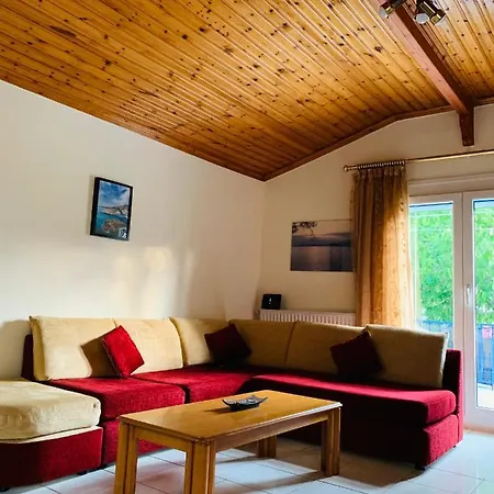 Дом отдыха Nadia's House