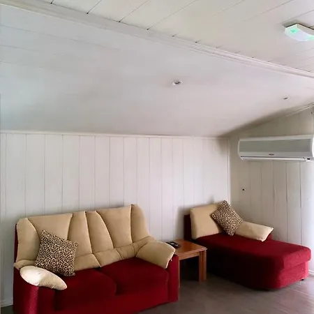 Nadia's House * Пефкари